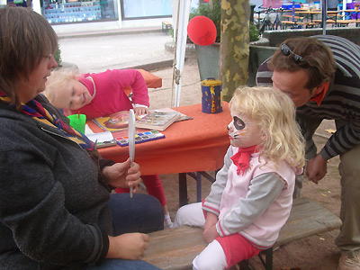 Kinderschminken am Weinfest 2009